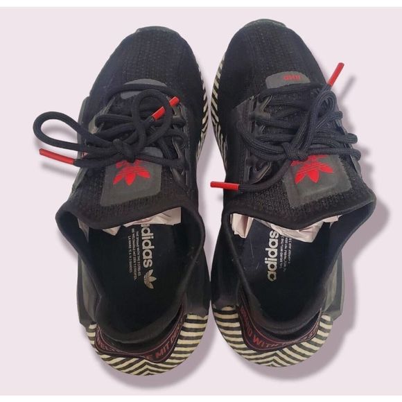 Adidas NMD_R1 V2 SHOES 4 1/2 Black-Red-White Very Good Condition Art FY2107 - Picture 6 of 8